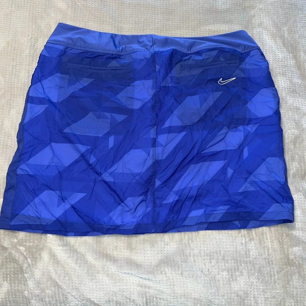 Nike Golf Blue Geometric Skort | Size Large| Built-in Shorts